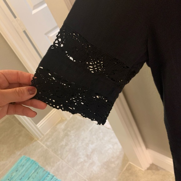 Old Navy Eyelet Trim Peasant Dress - Picture 2 of 5